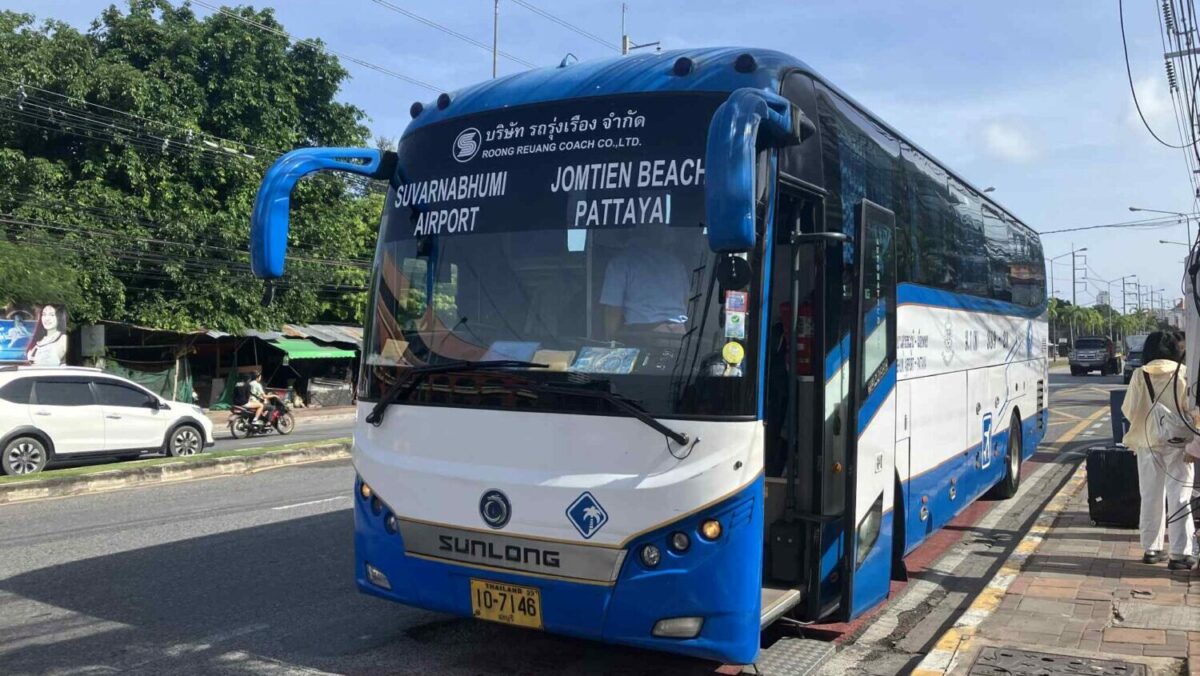 BKK to Pattaya airport bus heading to Jomtien Beach