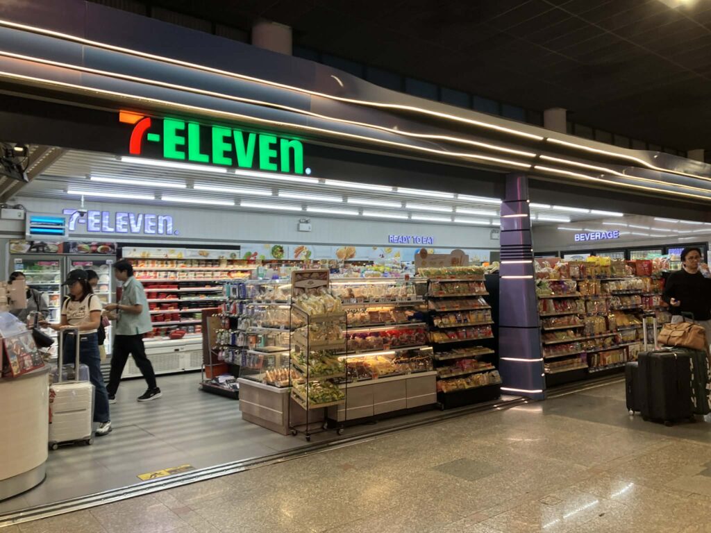Don Mueang Airport 7-Eleven inside arrival area (DMK)