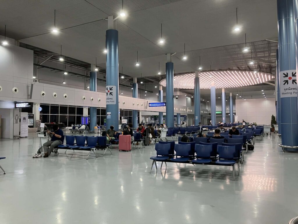 don mueang airport meeting point seating area night