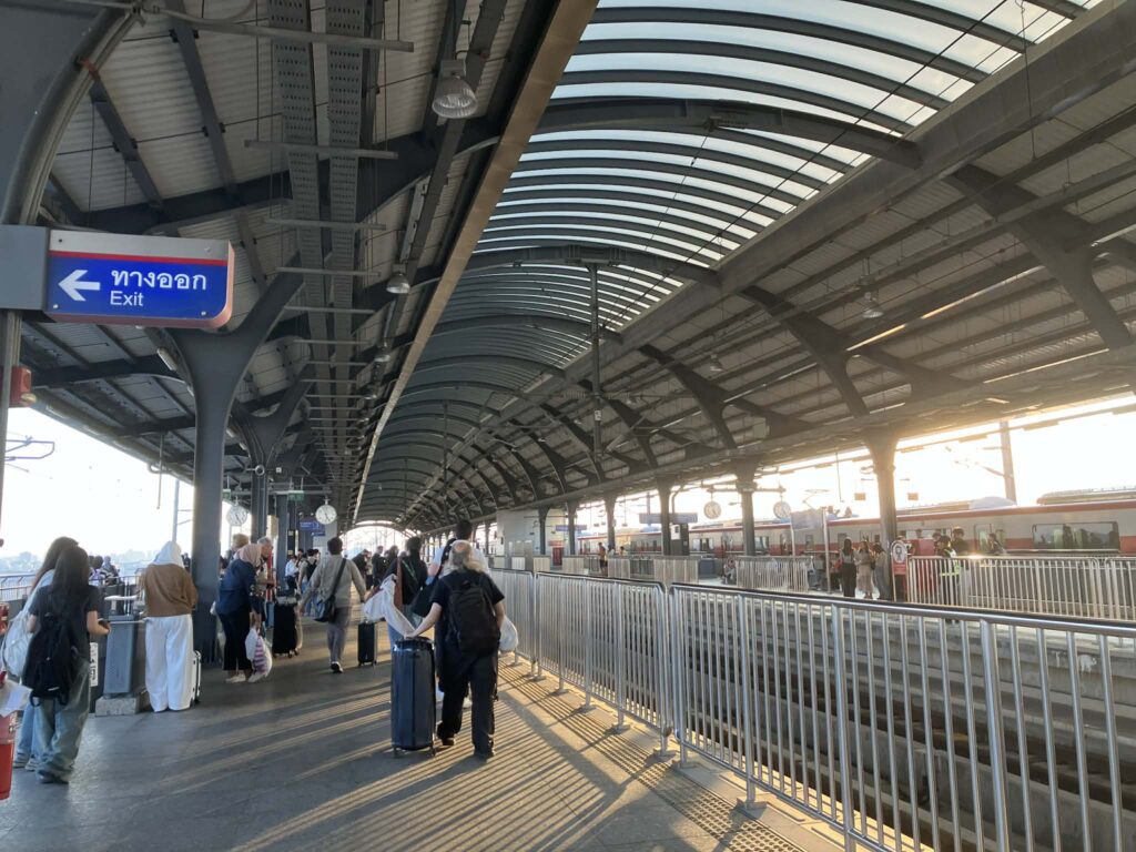 SRT Red Line platform at Don Mueang Station