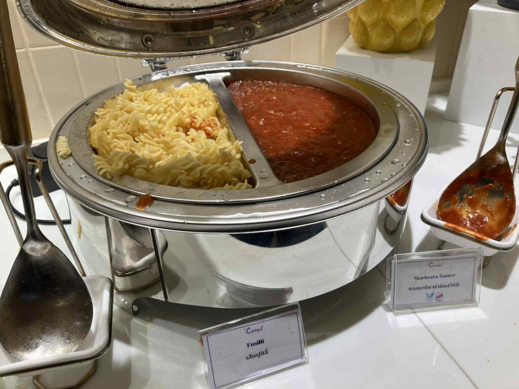 Don Mueang Airport Coral Lounge pasta marinara buffet