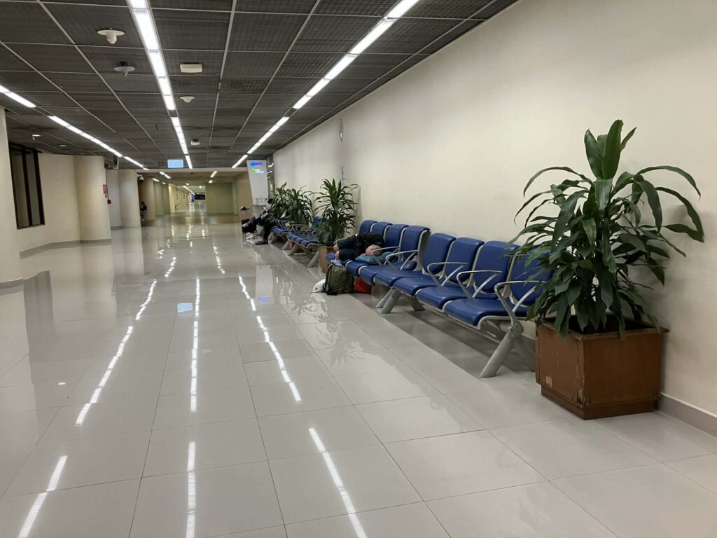 don mueang airport quiet seating area at night