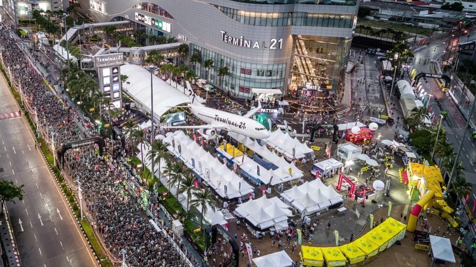 Pattaya Marathon start area at Terminal 21 Pattaya