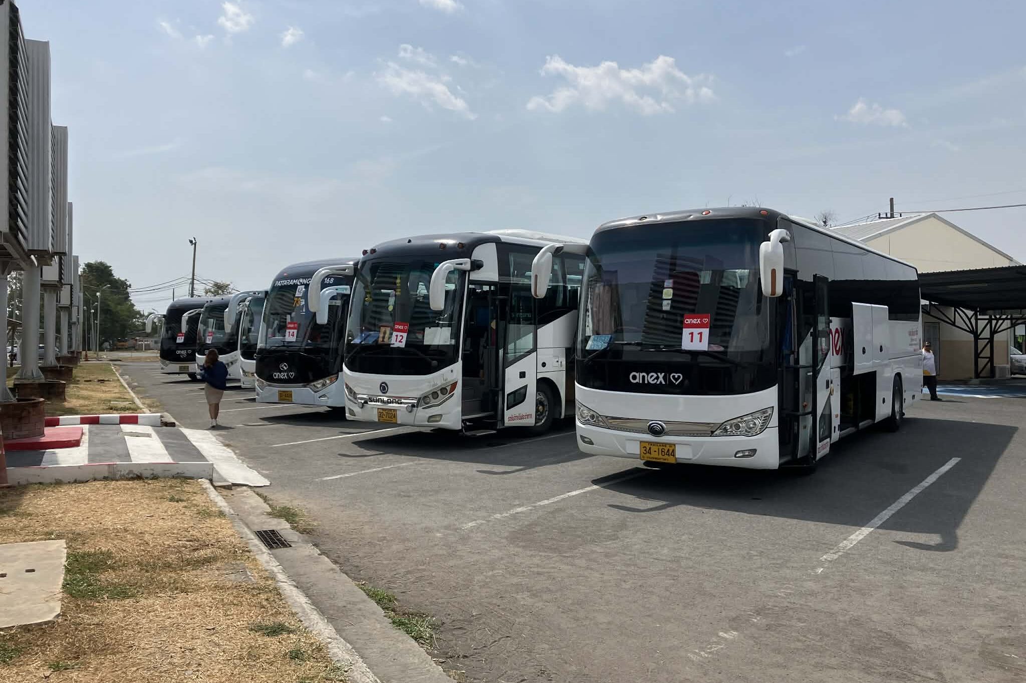 charter buses in U-tapao airport